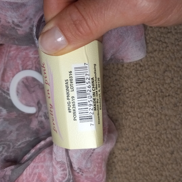 Infinity Scarf - Picture 5 of 5